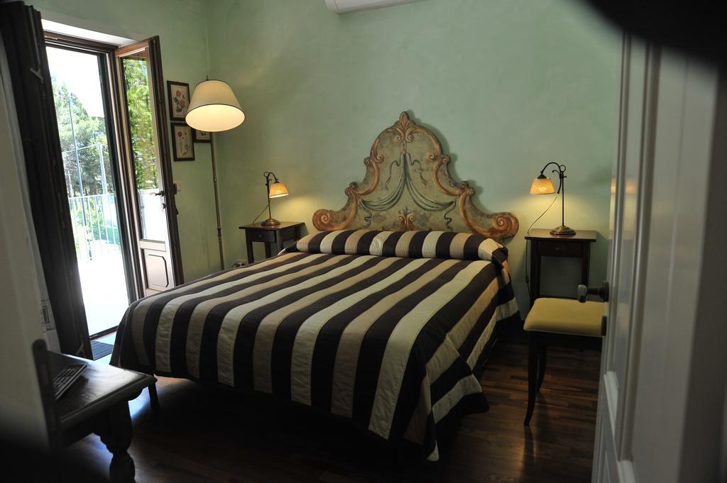 Гостевой дом Relais Casabella Мартина-Франка Экстерьер фото